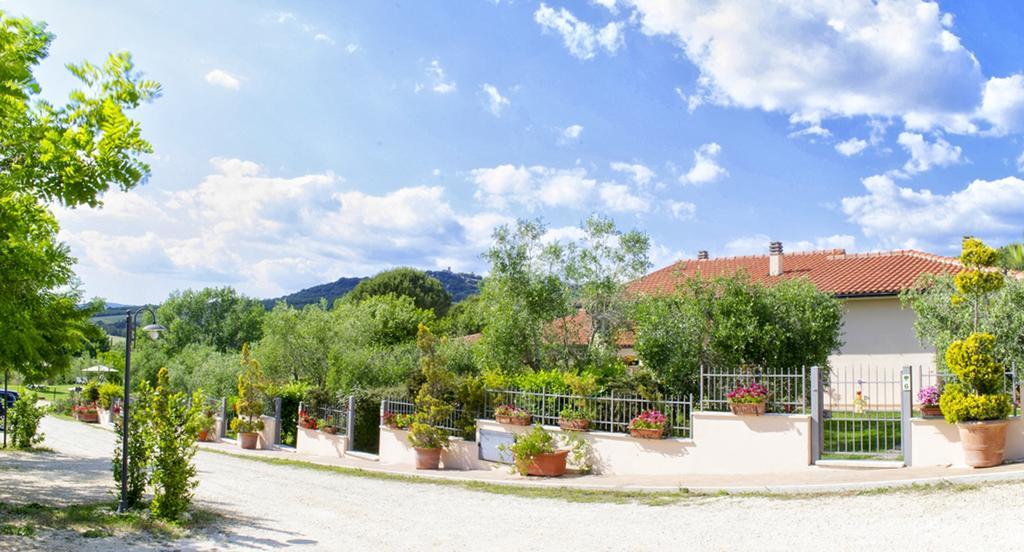 Poggio Degli Olivi Pensionat Saturnia Exteriör bild